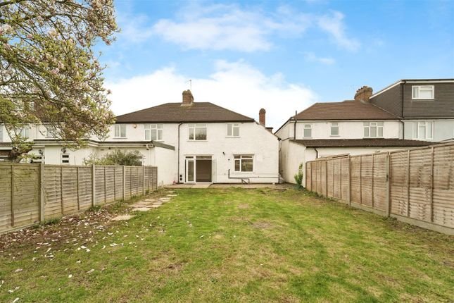 5 bed semi-detached house for sale