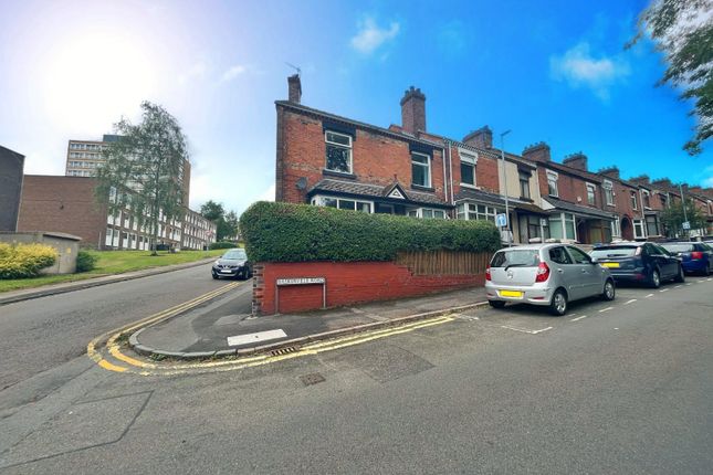 4 bed end terrace house for sale