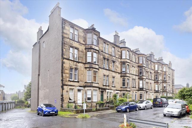 4 bed flat for sale