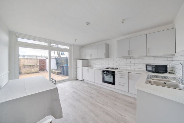 4 bed terraced house for sale