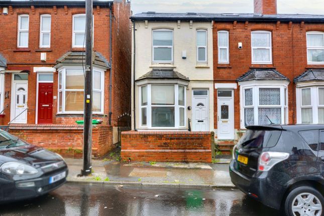5 bed terraced house for sale