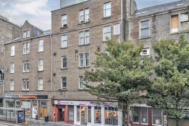 4 bed flat for sale