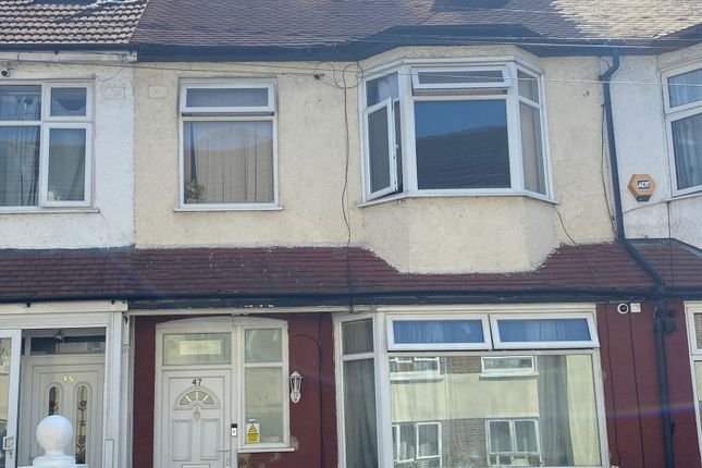 5 bed terraced house for sale