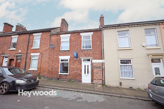 5 bed terraced house for sale