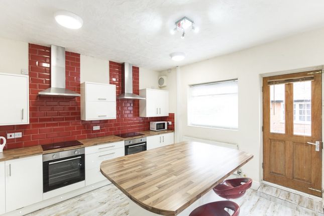 8 bed end terrace house for sale