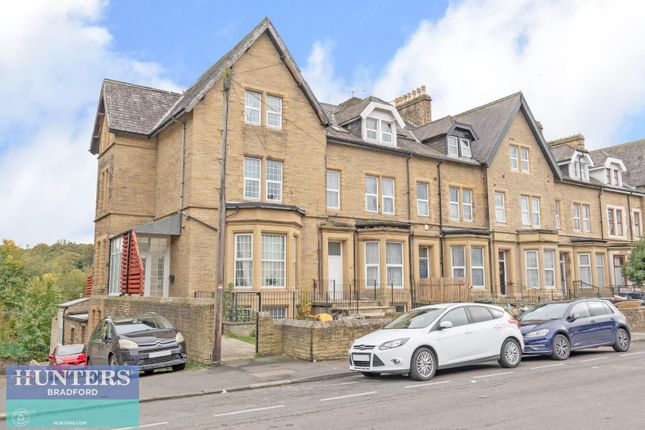 8 bed end terrace house for sale