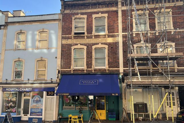 3 bed maisonette for sale