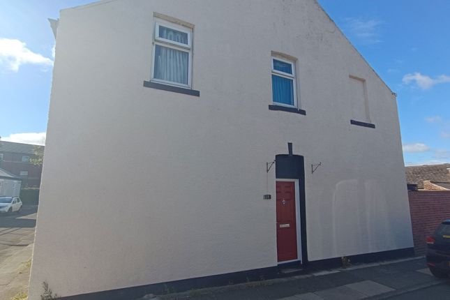 4 bed terraced house for sale