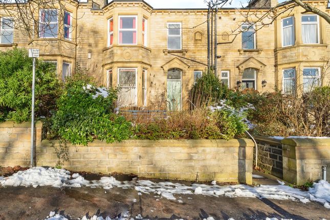 5 bed terraced house for sale