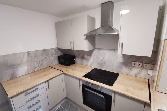 4 bed terraced house for sale