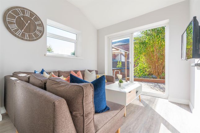 6 bed property for sale