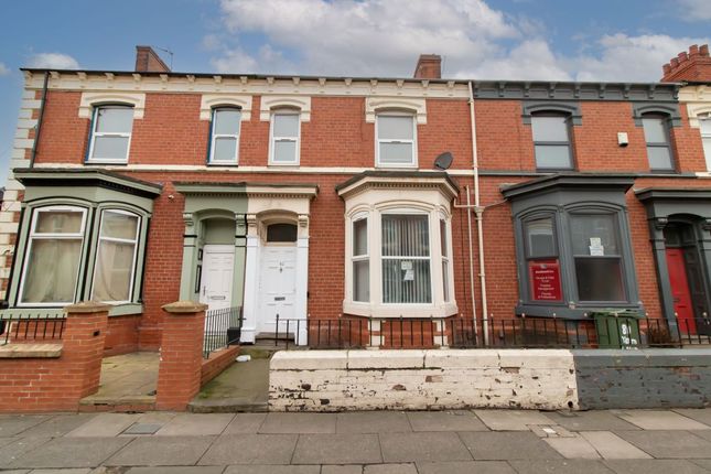 Terraced house for sale