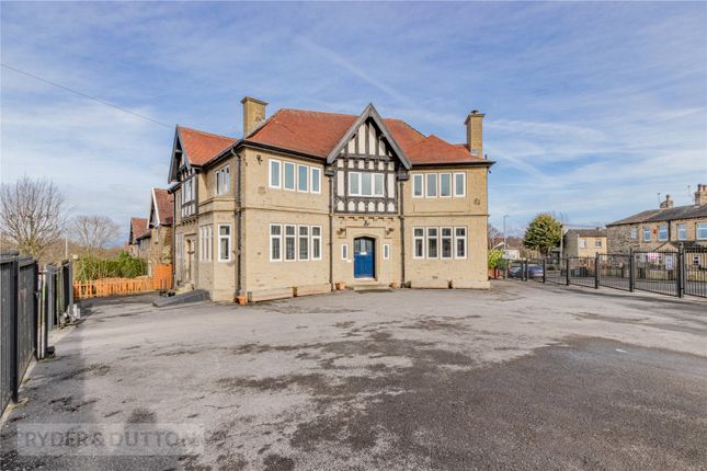 9 bed detached house for sale
