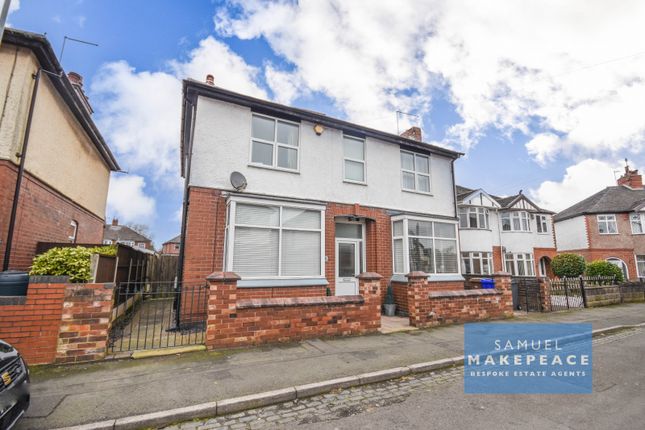 5 bed detached house for sale