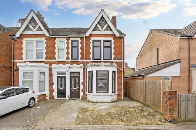 4 bed semi-detached house for sale