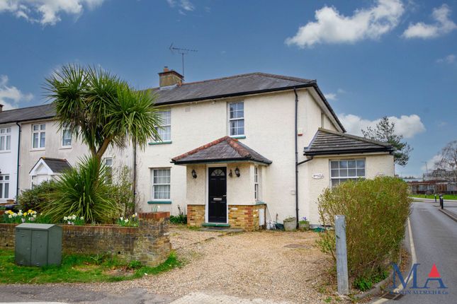 5 bed end terrace house for sale