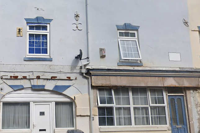 4 bed terraced house for sale