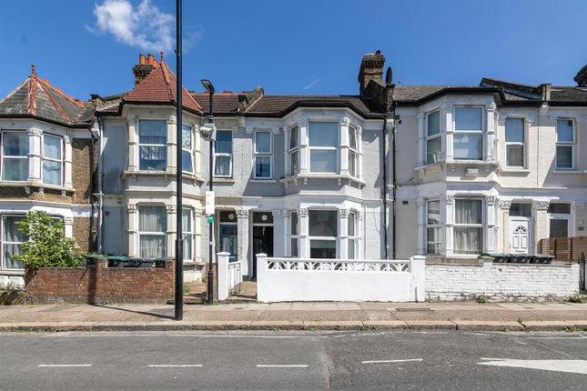 5 bed terraced house for sale