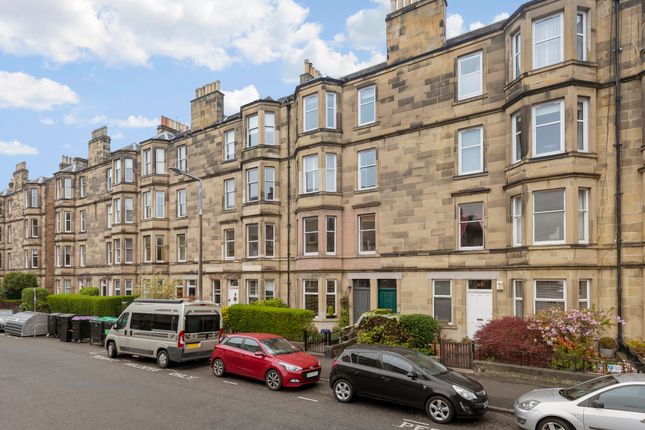 3 bed flat for sale