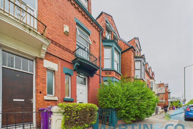 6 bed terraced house for sale