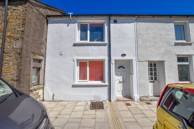 4 bed semi-detached house for sale