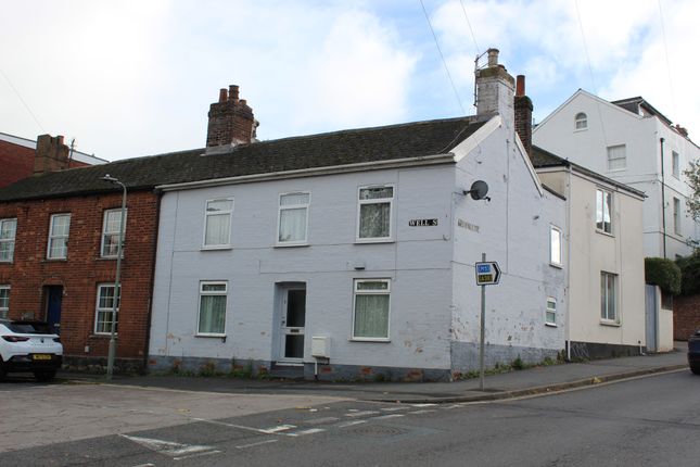 4 bed terraced house for sale