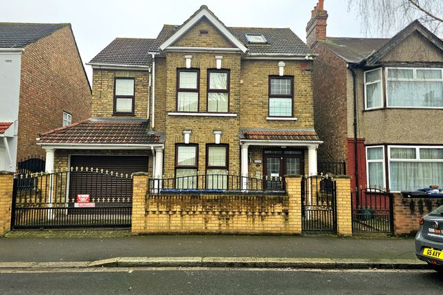 8 bed detached house for sale