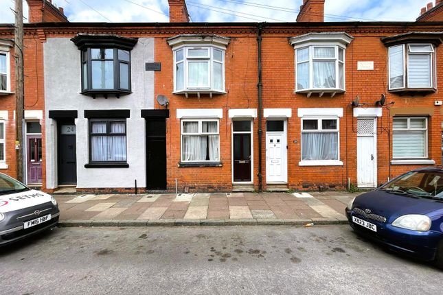 4 bed terraced house for sale