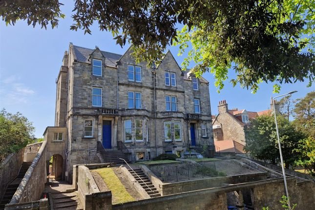 3 bed flat for sale