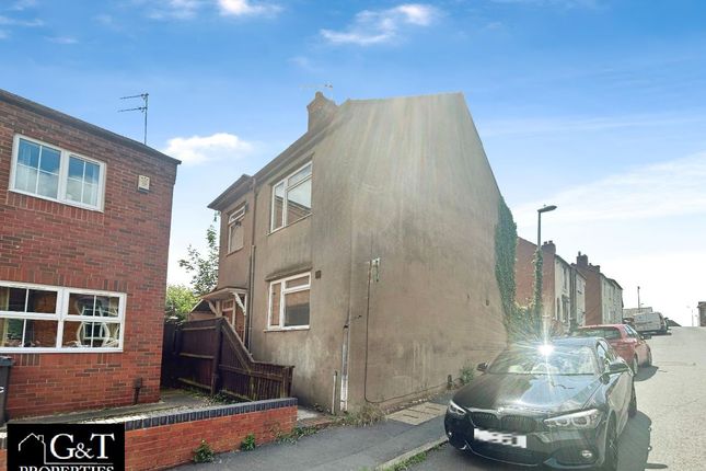 6 bed detached house for sale