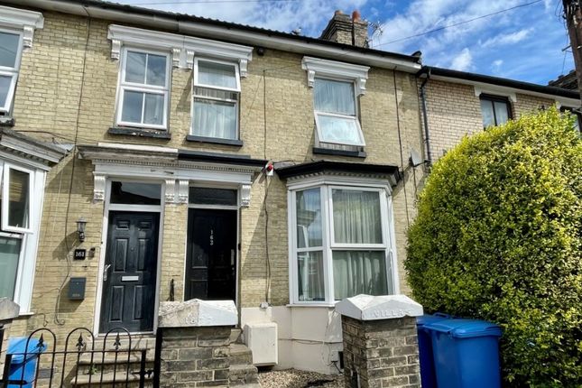 4 bed terraced house for sale