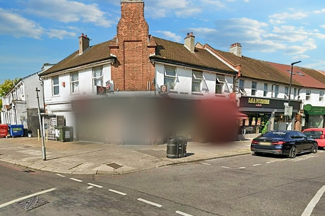 5 bed flat for sale