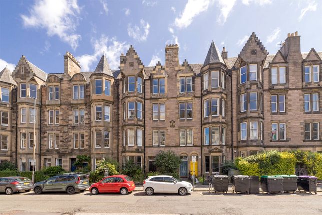 3 bed flat for sale