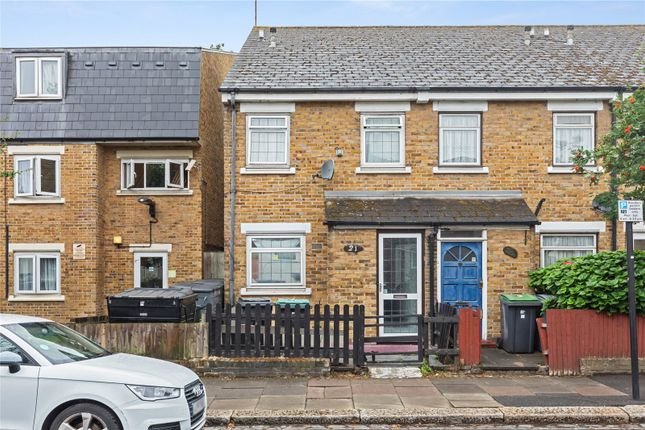 3 bed terraced house for sale