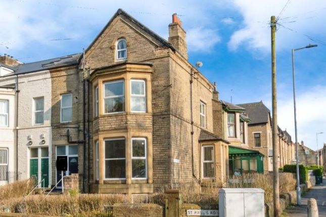 7 bed end terrace house for sale