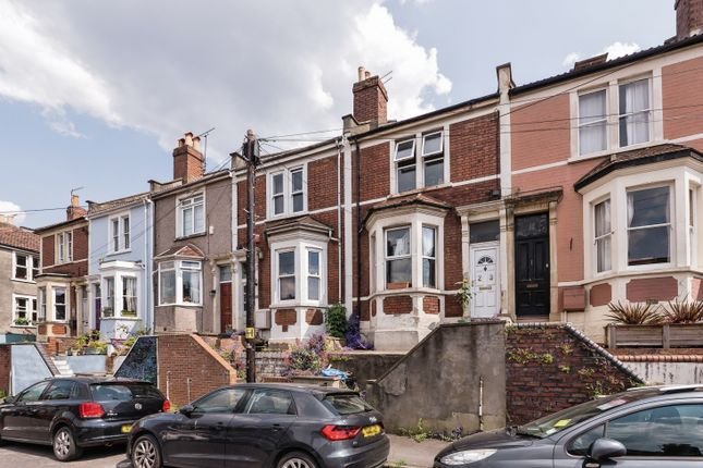 3 bed terraced house for sale