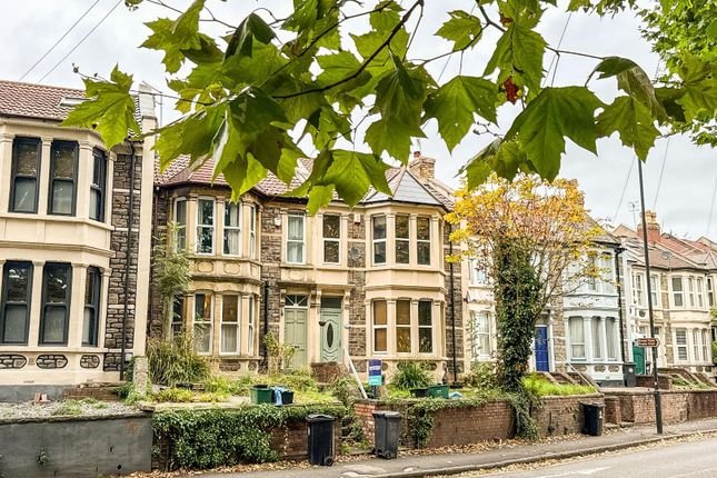 3 bed terraced house for sale