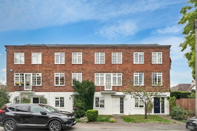 4 bed terraced house for sale