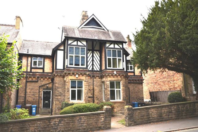 6 bed semi-detached house for sale