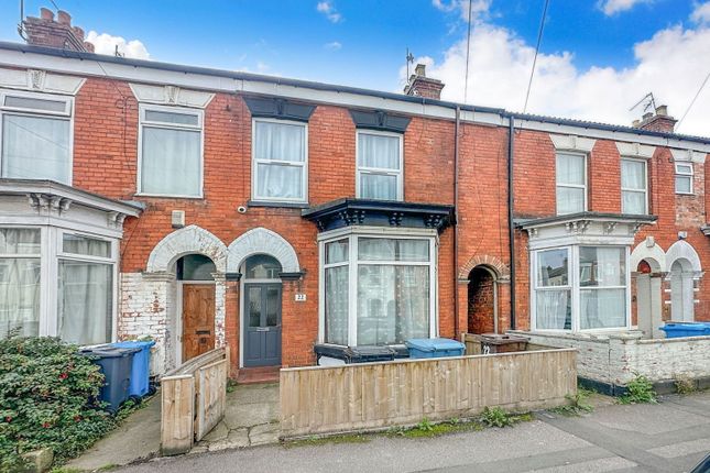 4 bed terraced house for sale