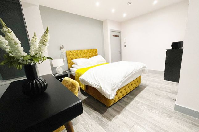 12 bed semi-detached house for sale