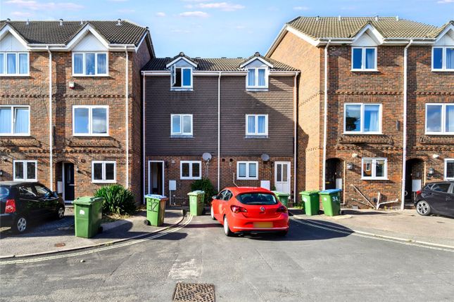 4 bed terraced house for sale