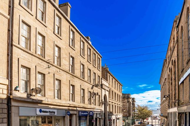5 bed flat for sale