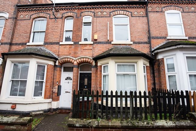 4 bed terraced house for sale