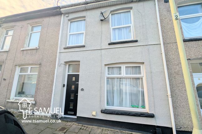 3 bed terraced house for sale