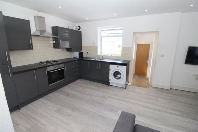 6 bed property for sale