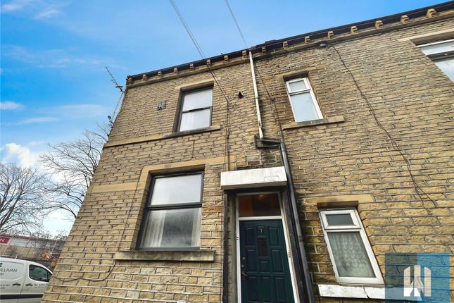 4 bed terraced house for sale