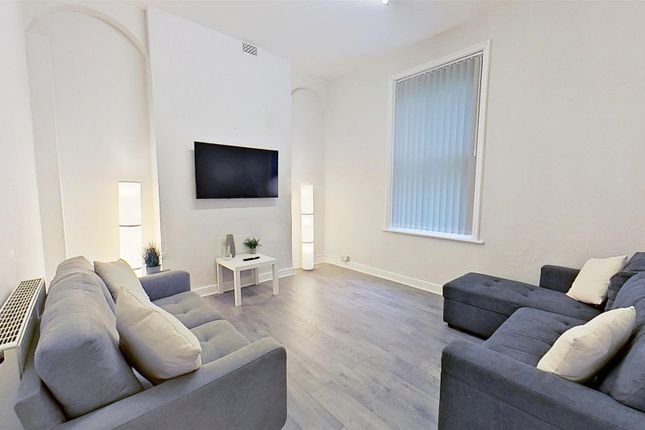 8 bed semi-detached house for sale