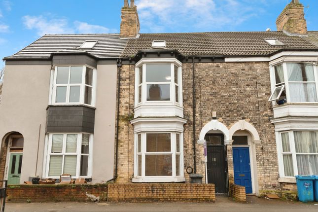 5 bed terraced house for sale