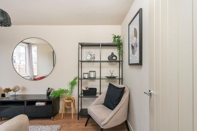 4 bed terraced house for sale
